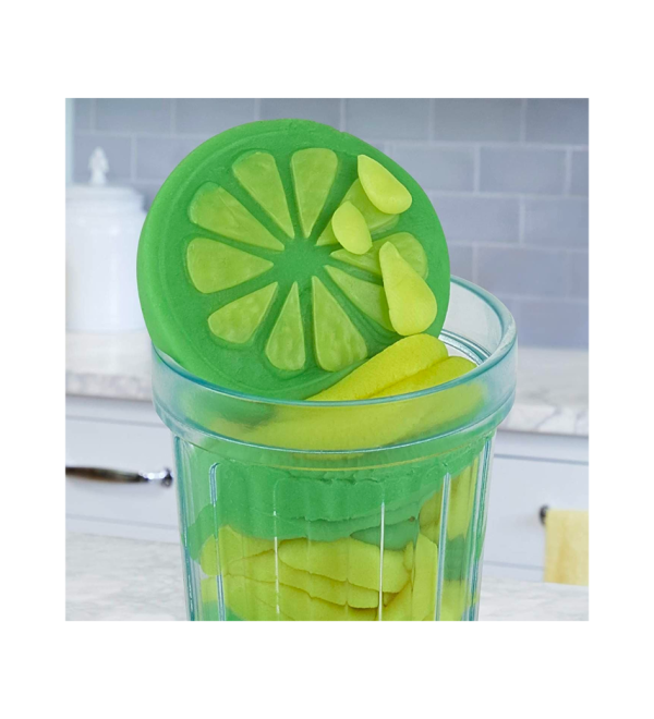 Play-Doh Kitchen Creations Juice Squeezin' Juicer Playset 5